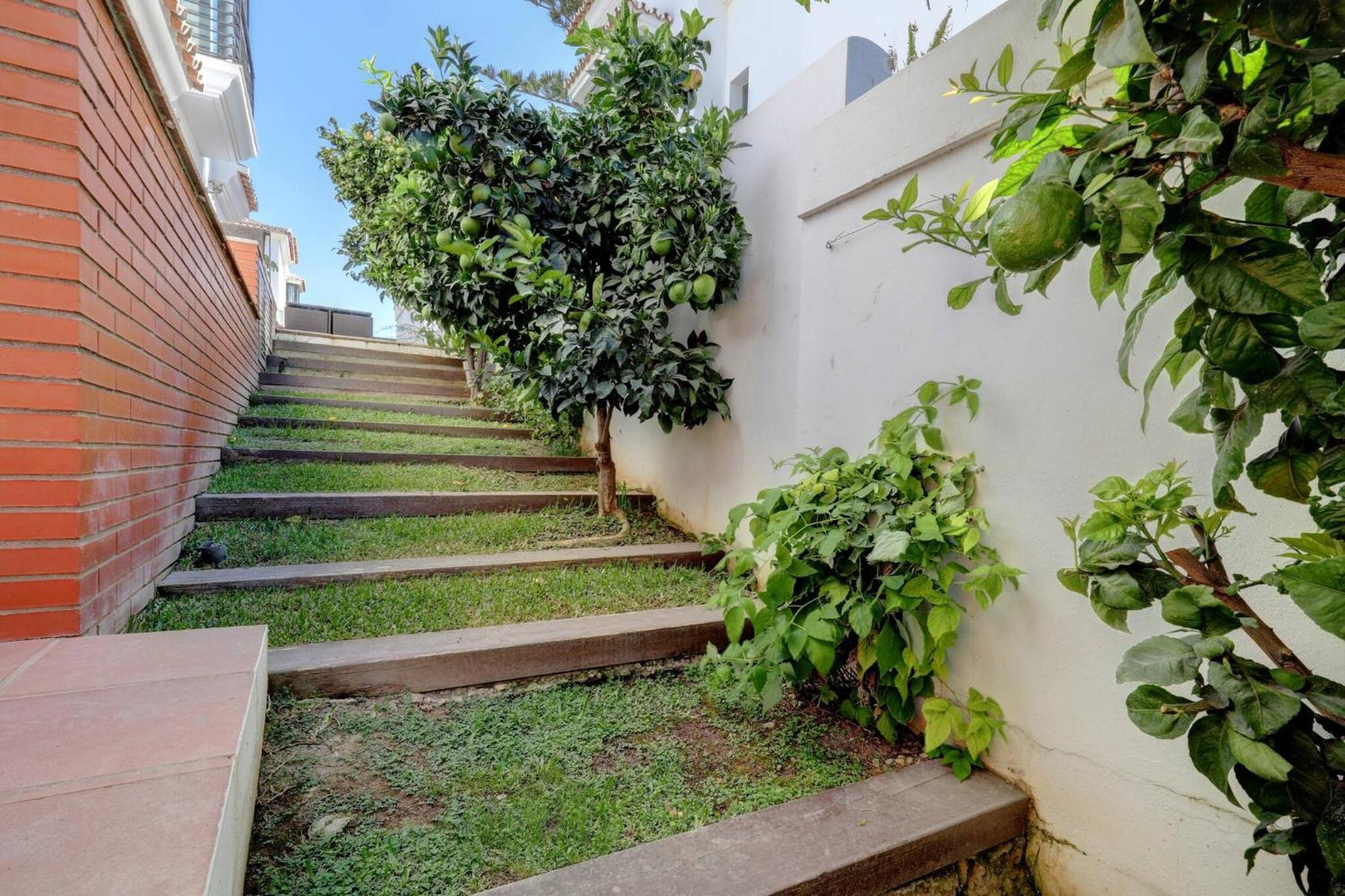 011 Bright And Spacious Villa With Private Pool ベナルマデナ エクステリア 写真