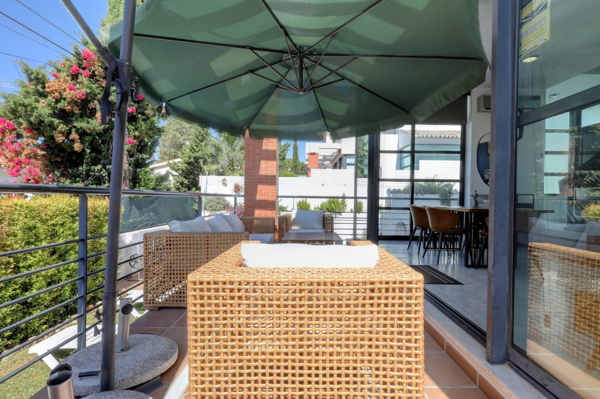 011 Bright And Spacious Villa With Private Pool ベナルマデナ エクステリア 写真