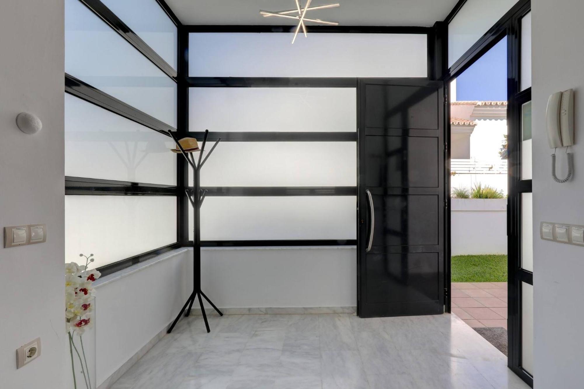 011 Bright And Spacious Villa With Private Pool ベナルマデナ エクステリア 写真